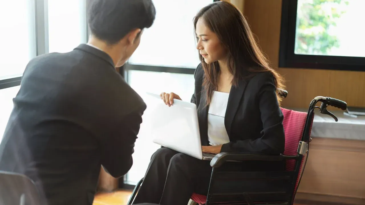 làm việc cho người khuyết tật